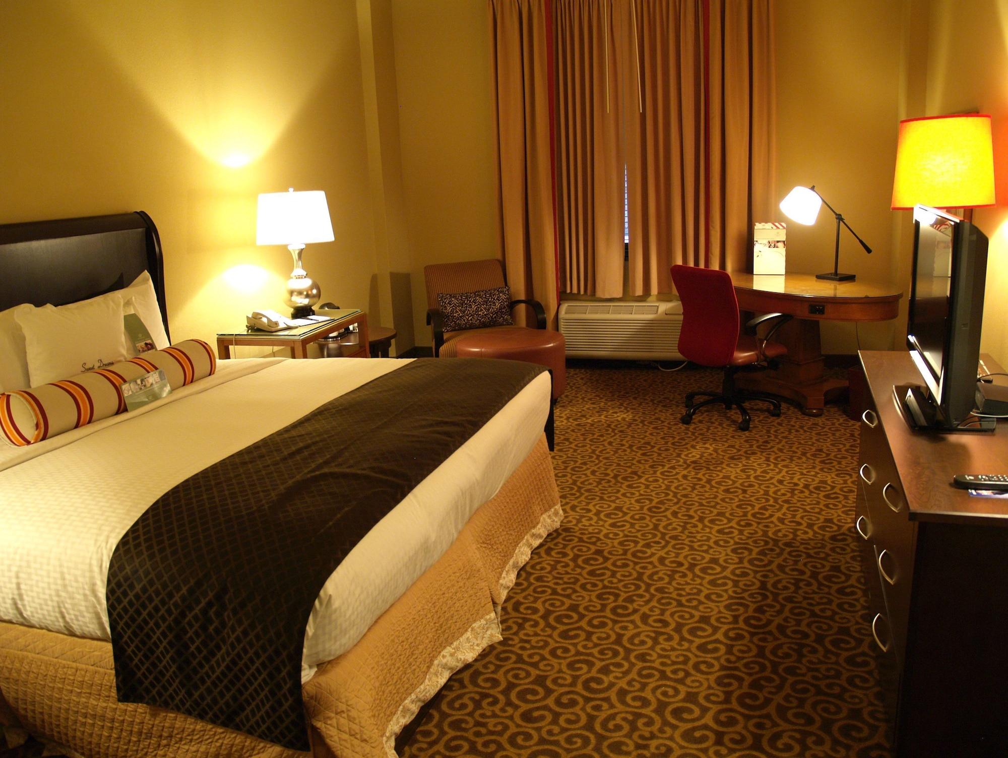 Hotel Doubletree By Hilton Memphis Downtown Extérieur photo
