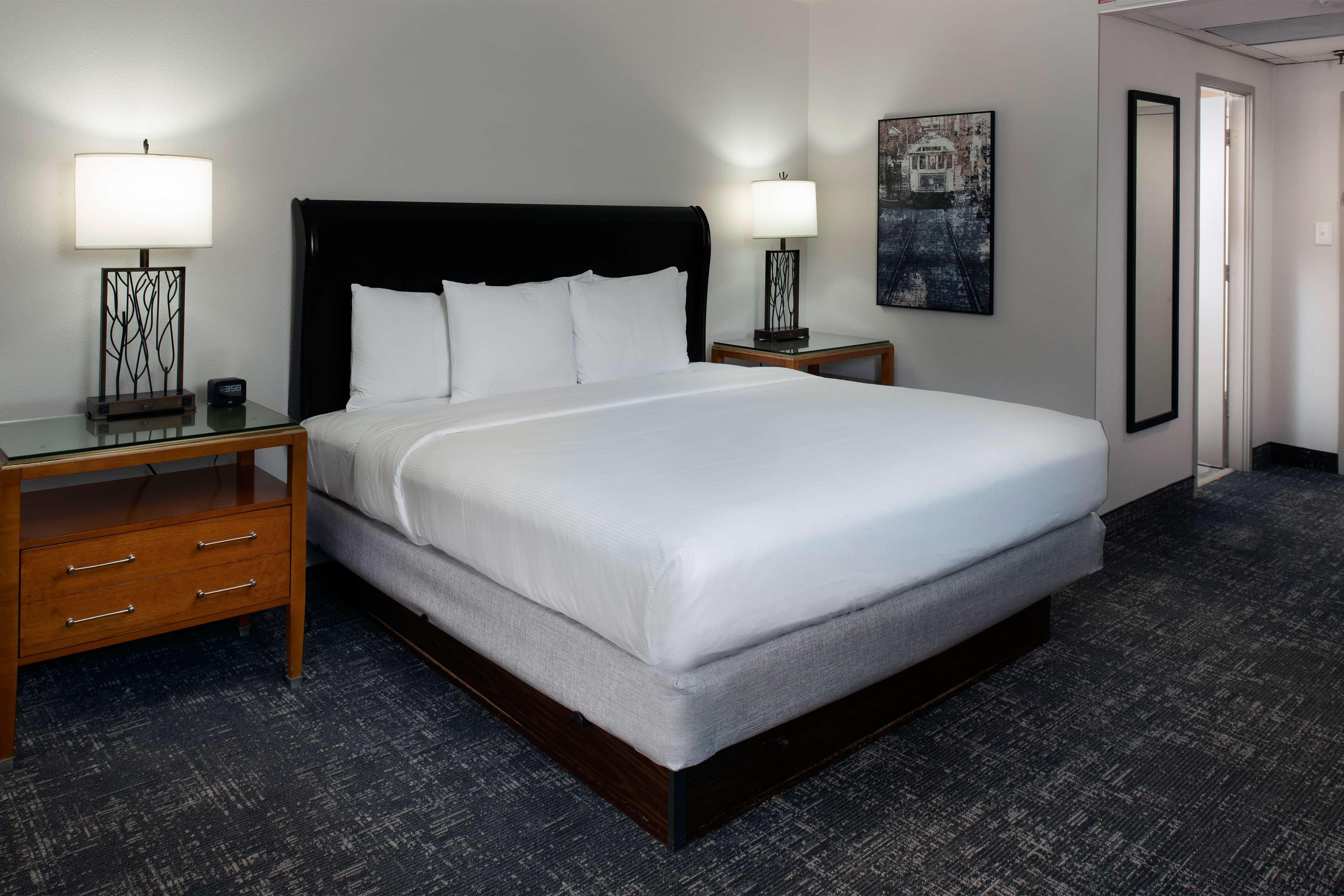 Hotel Doubletree By Hilton Memphis Downtown Extérieur photo