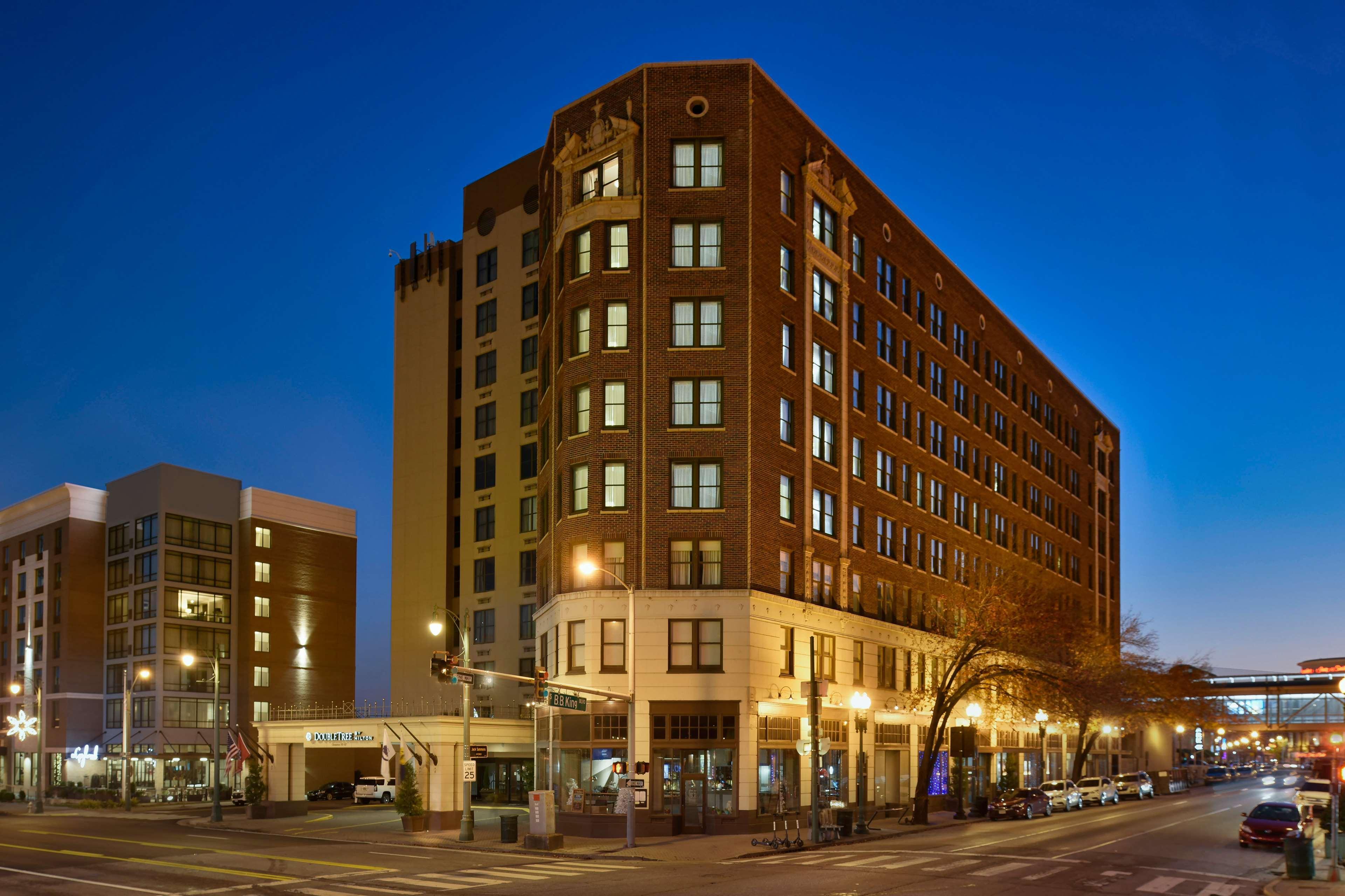 Hotel Doubletree By Hilton Memphis Downtown Extérieur photo