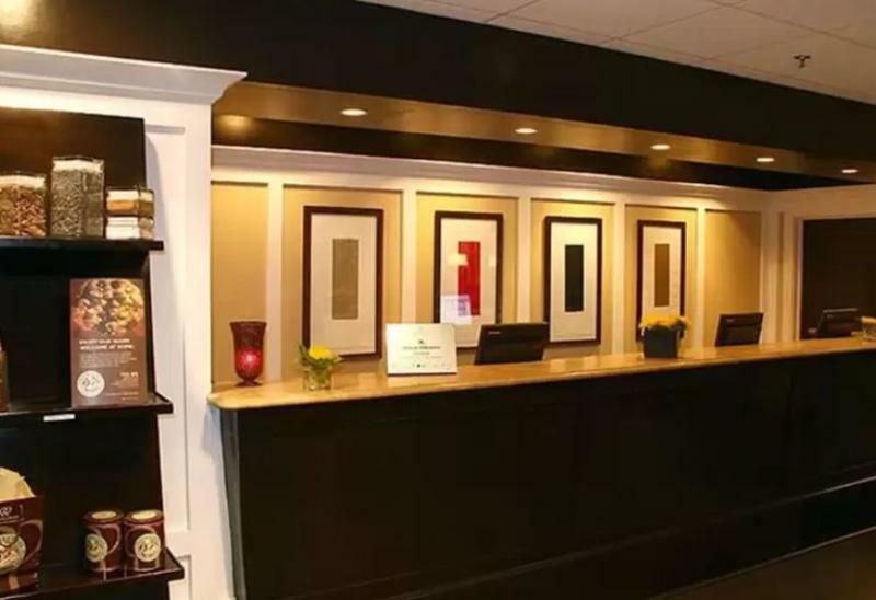 Hotel Doubletree By Hilton Memphis Downtown Extérieur photo